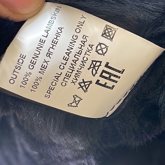 DENIMAXX COUTURE Women’s Size Medium Lambskin and Fur Fitted Navy Blue Jacket - Picture 9 of 9